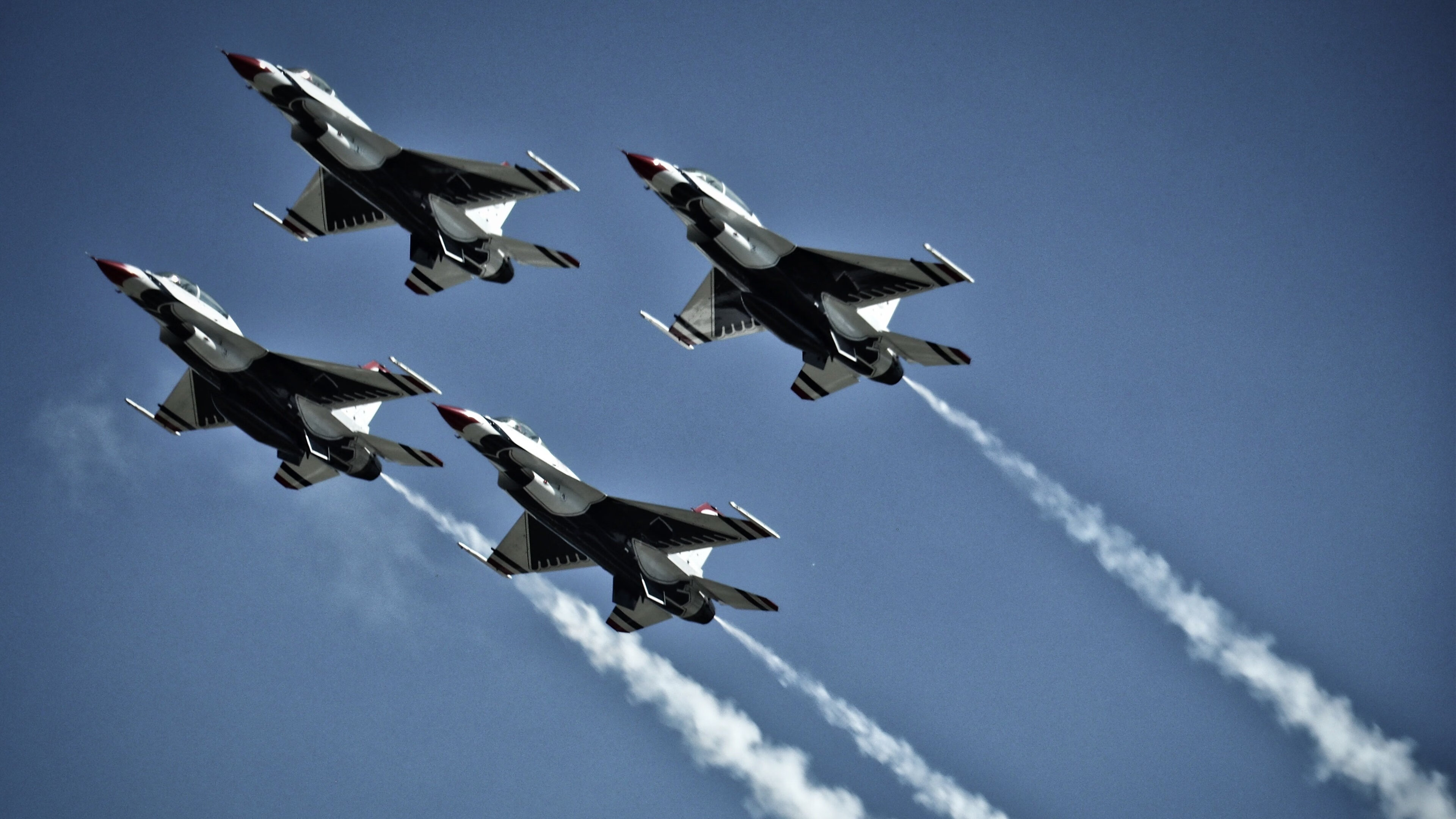 开云官网-仰泳项目突尼斯选手节奏稳定，大和号战列舰宣传片