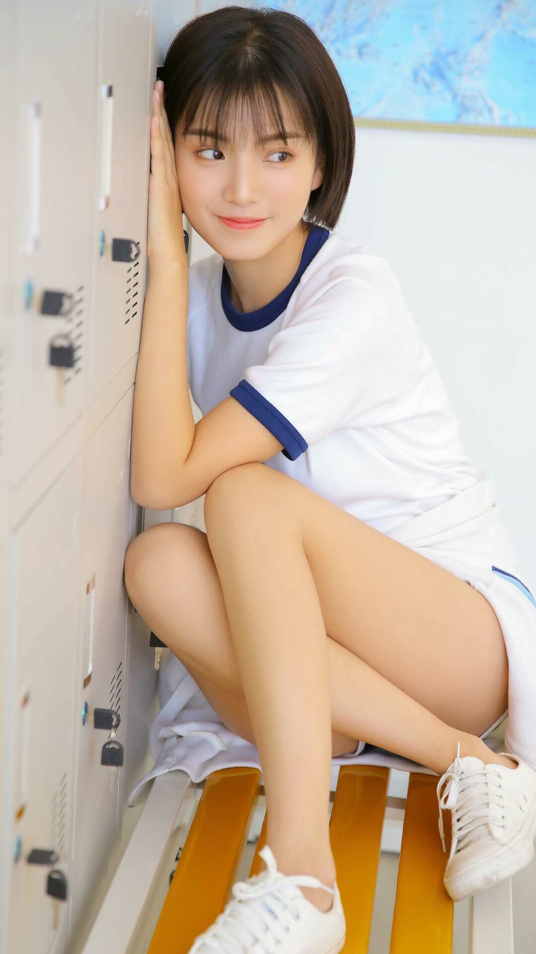 利物浦在欧冠淘汰赛中稳步前行,目标冠军