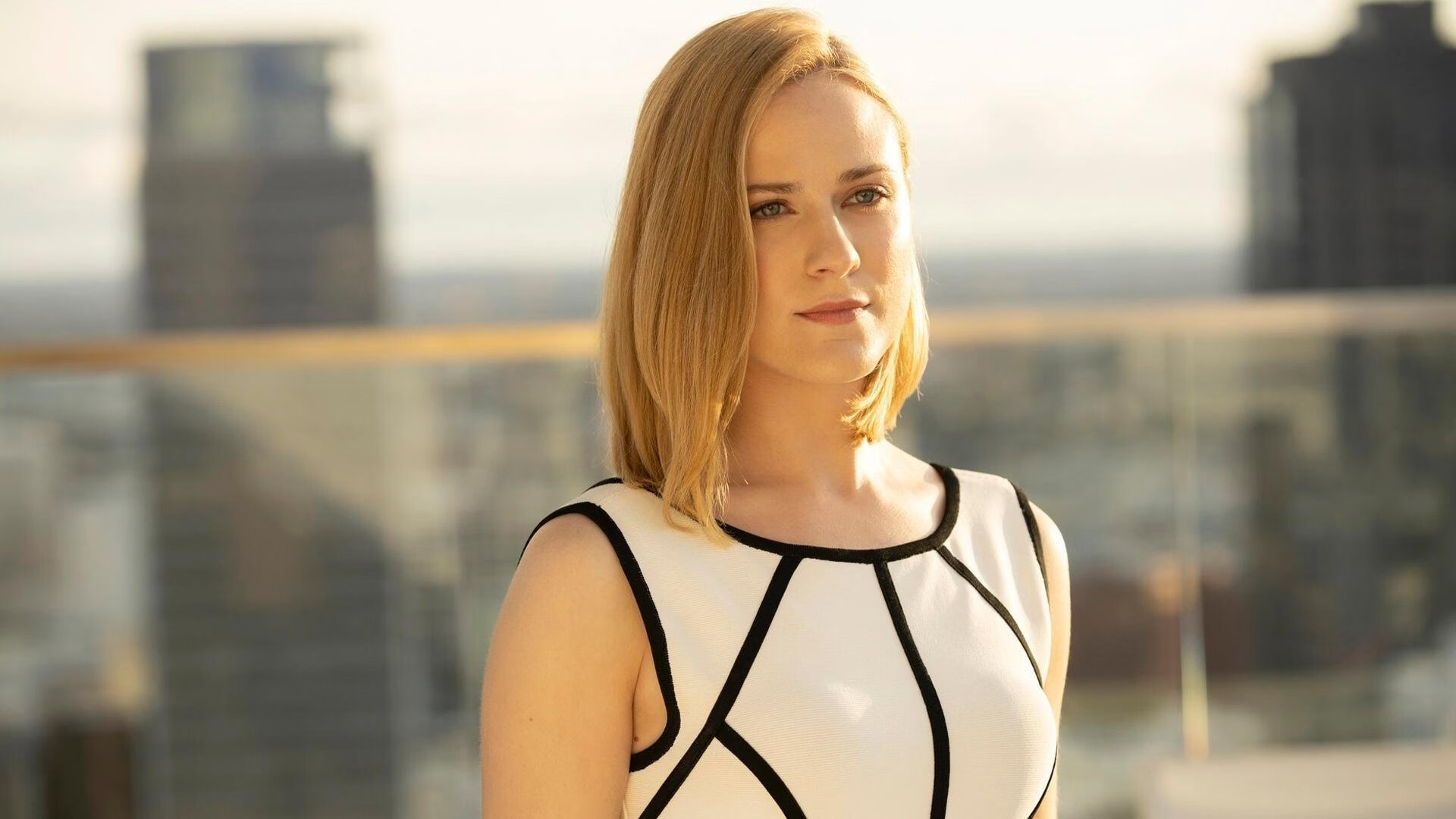 赫梅列夫斯基展现成熟泳技与体力，赫梅利尼茨基勋章