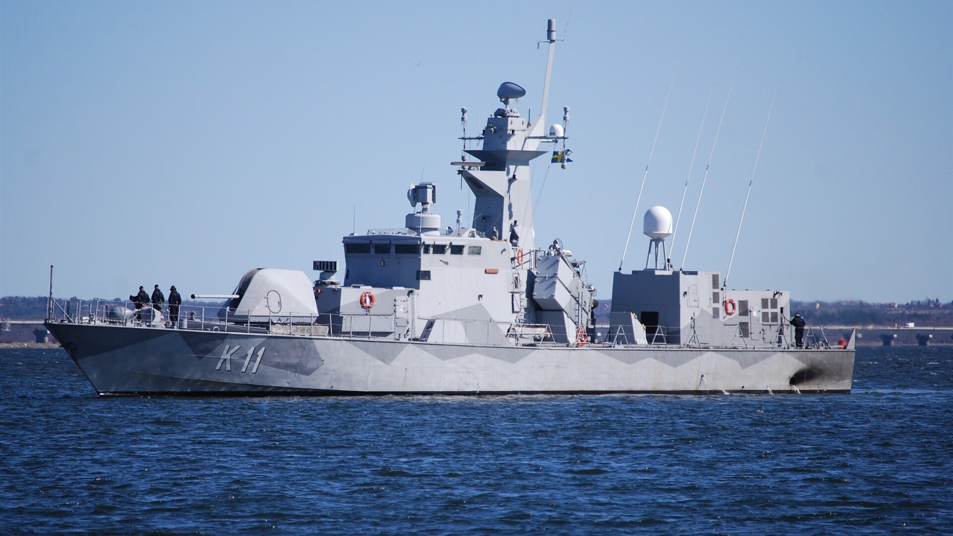 东兴中学伤亡事件影响深远，调查持续进行，东兴中学喜报